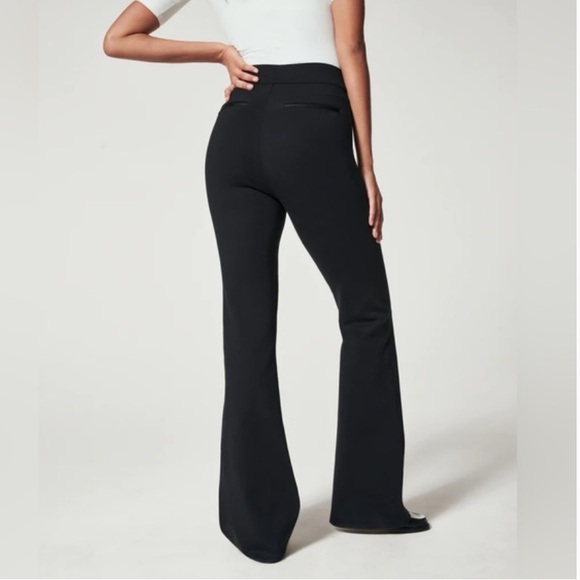 💐SPANX 20252 Hi-Rise Flare pant - Picture 4 of 6